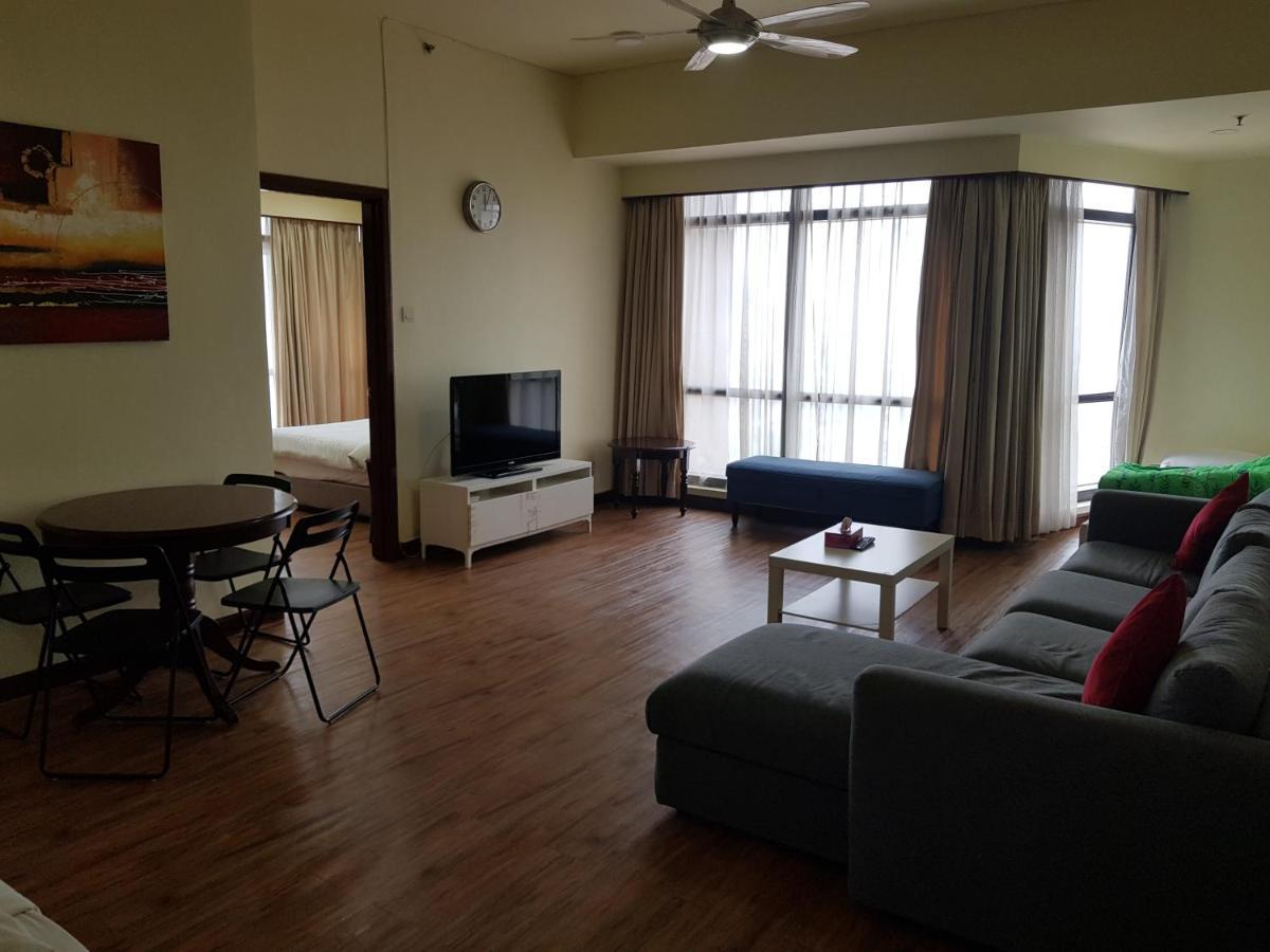 Apartahotel Classic Suites At Times Square 4*