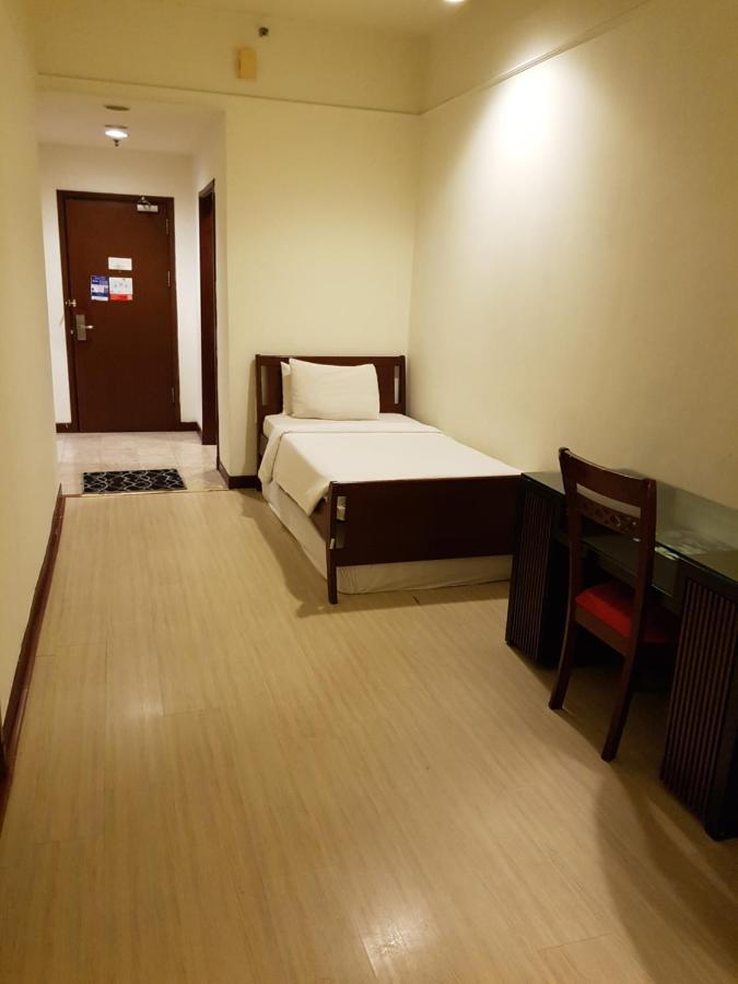 Classic Suites At Times Square 4*