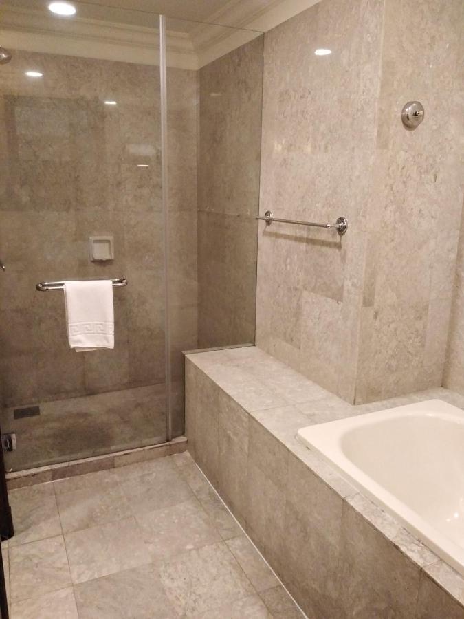 Classic Suites At Times Square